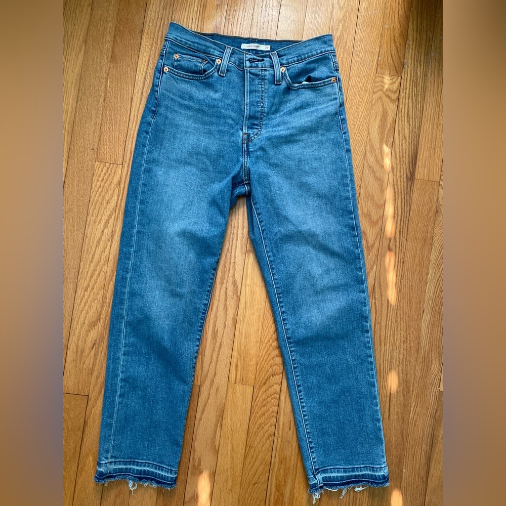 Levi’s Wedgie Straight Jean